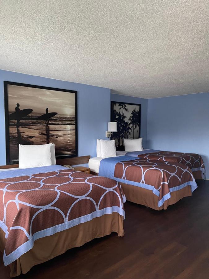 Super 8 By Wyndham Santa Barbara/Goleta Hotell Eksteriør bilde