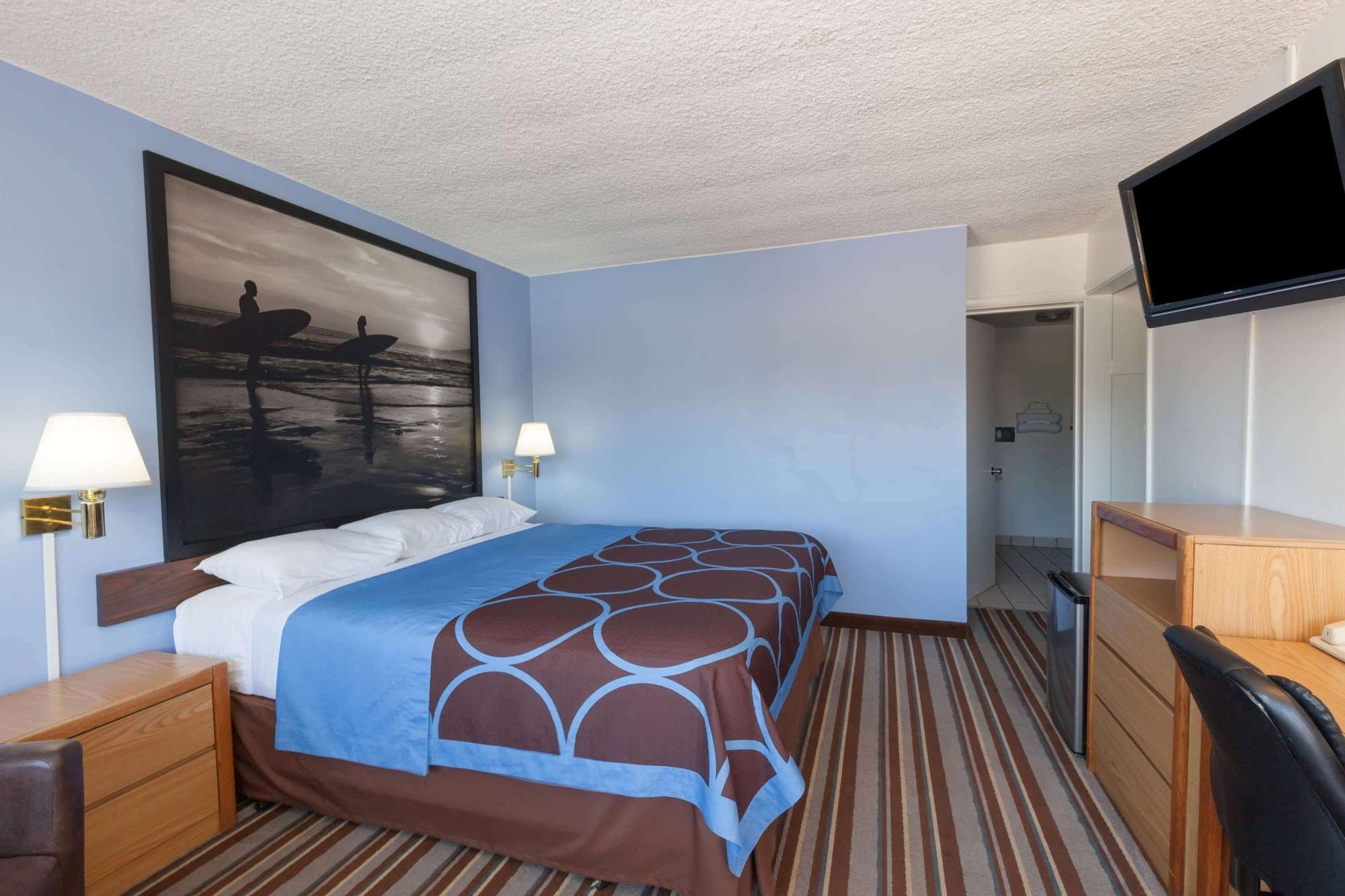 Super 8 By Wyndham Santa Barbara/Goleta Hotell Eksteriør bilde